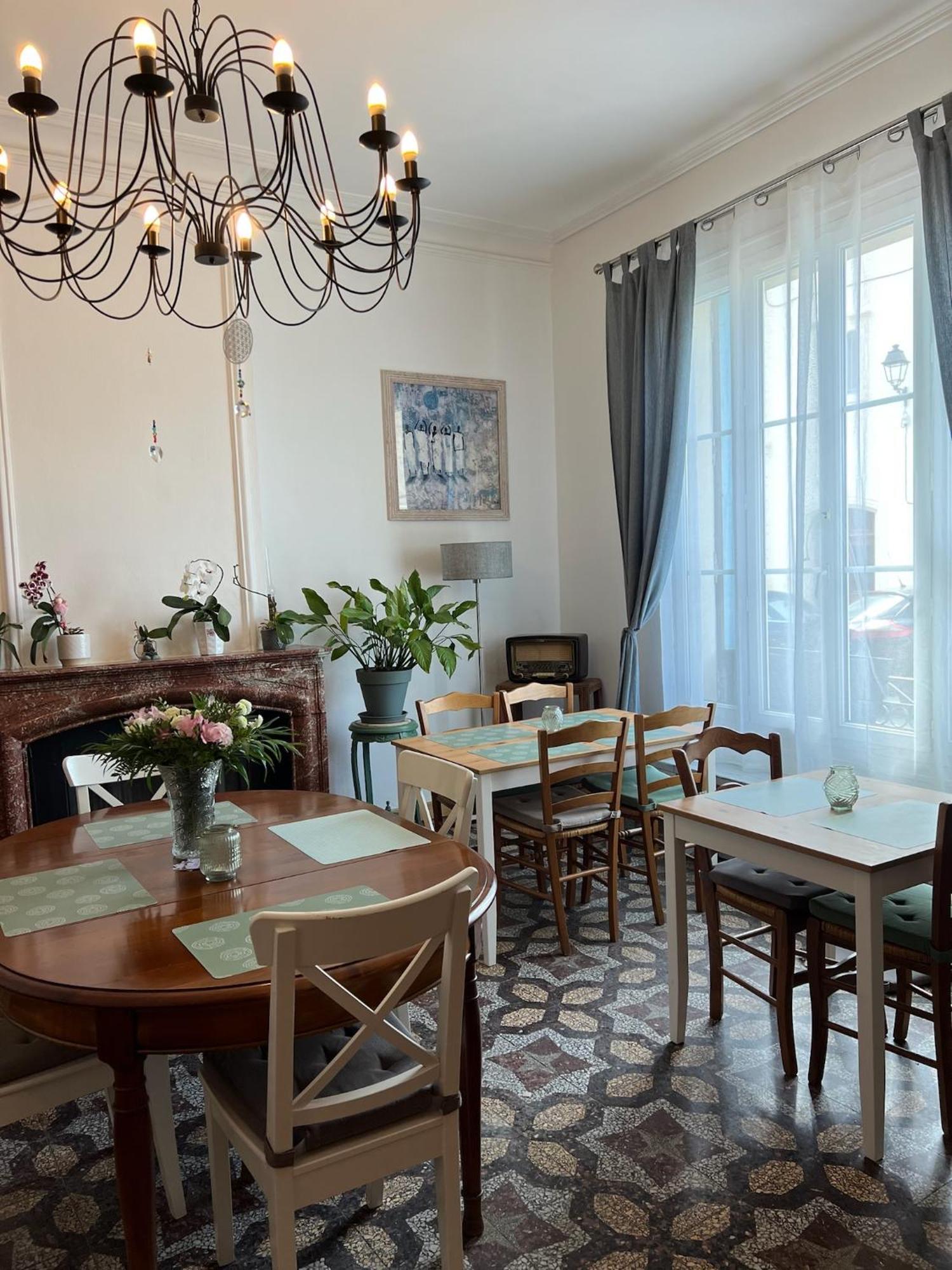 Entre Midi - Maison d'Hôtes - B&B Capestang Extérieur photo