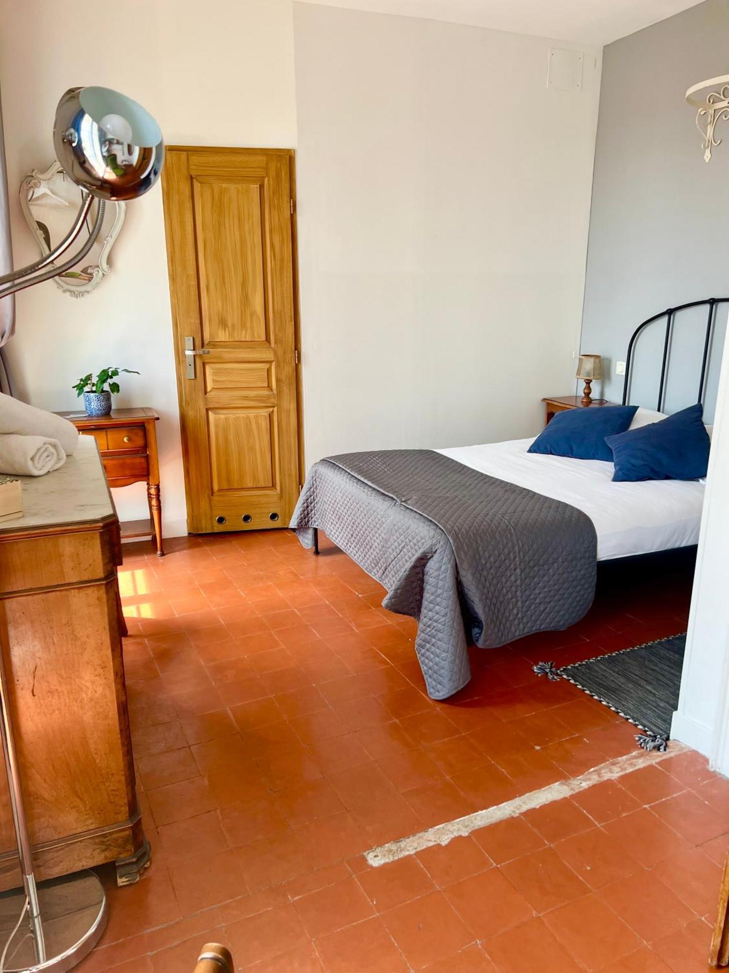 Entre Midi - Maison d'Hôtes - B&B Capestang Extérieur photo